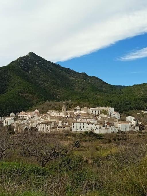 Casa Rural Ana Maria Ain Ahin Bagian luar foto